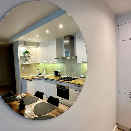 Millennium Skorosze Mango Appartement Varsovie