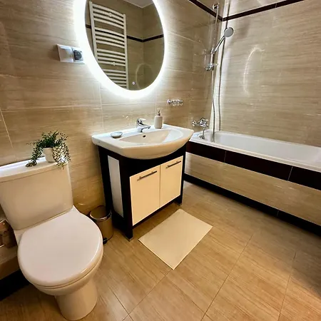 Millennium Skorosze Mango Warsaw