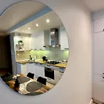 Millennium Skorosze Mango Apartmán Varšava